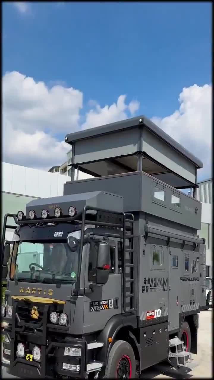 EXPEDITION RV ROLLS OUT WITH FULL OUTDOOR CHEF’S KITCHEN  Meet the latest overland toy:   An expedition-ready RV kitted with a slide-out outdoor cooking station built for campfire gourmets...