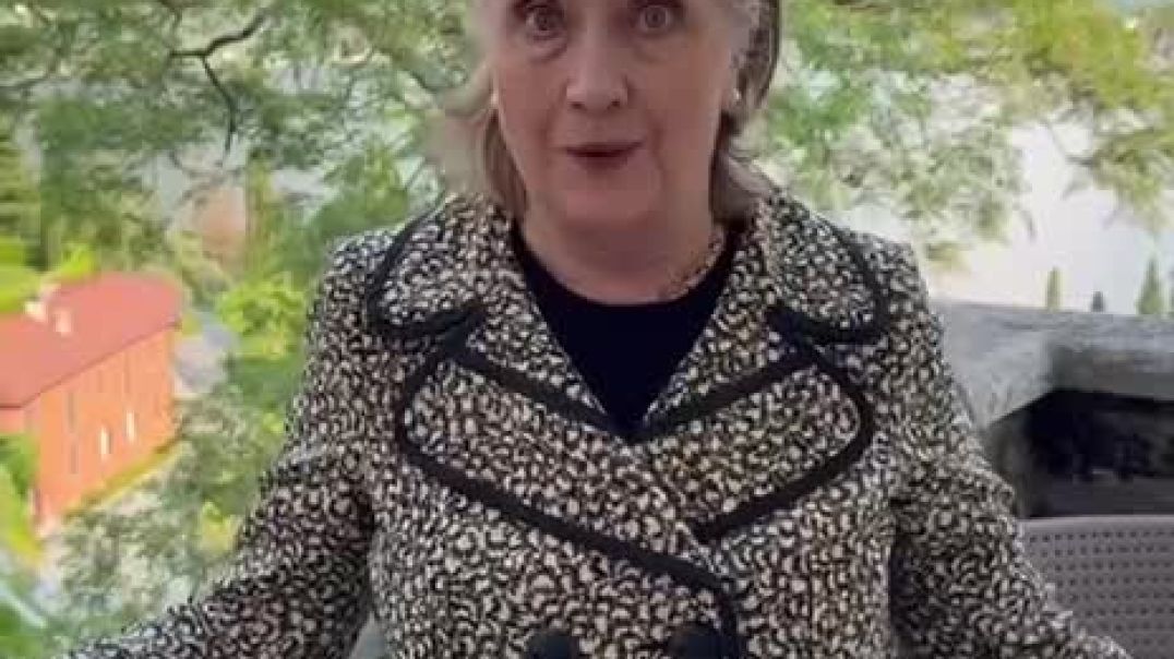 Hillary Clinton is a dandelion 🤦🏼‍♀️🤦🏼‍♀️