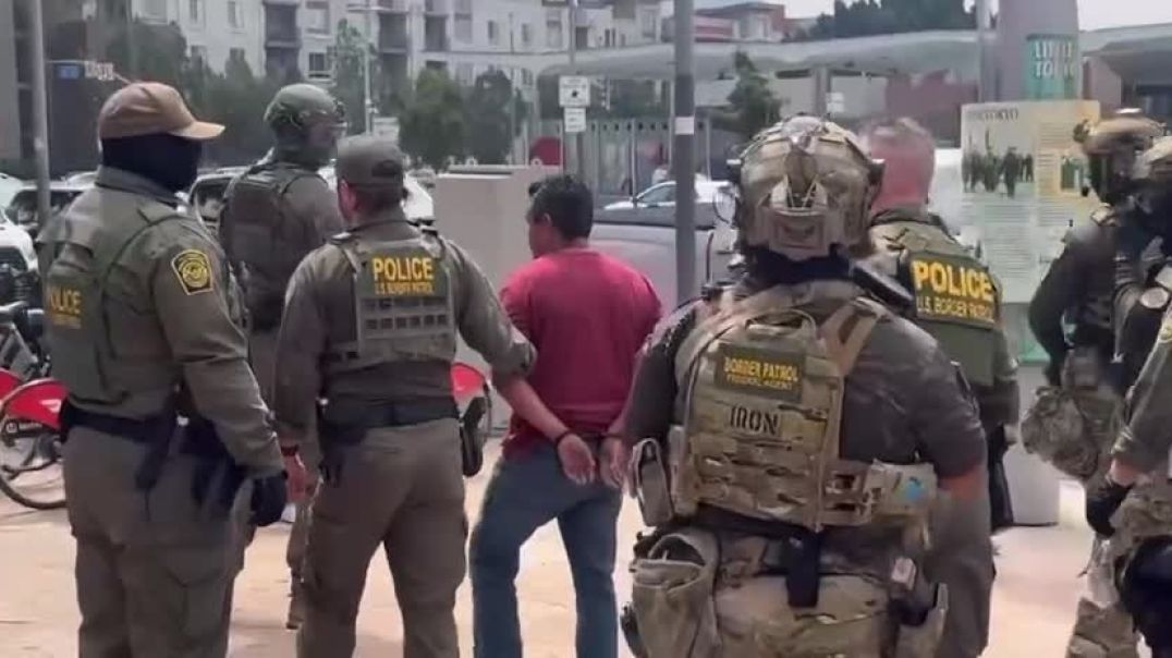 💥You can’t make this up NOW: CBP rounding up illegals at site of Gov. Newsom's news conference  😂😂😂😂😂😂😂