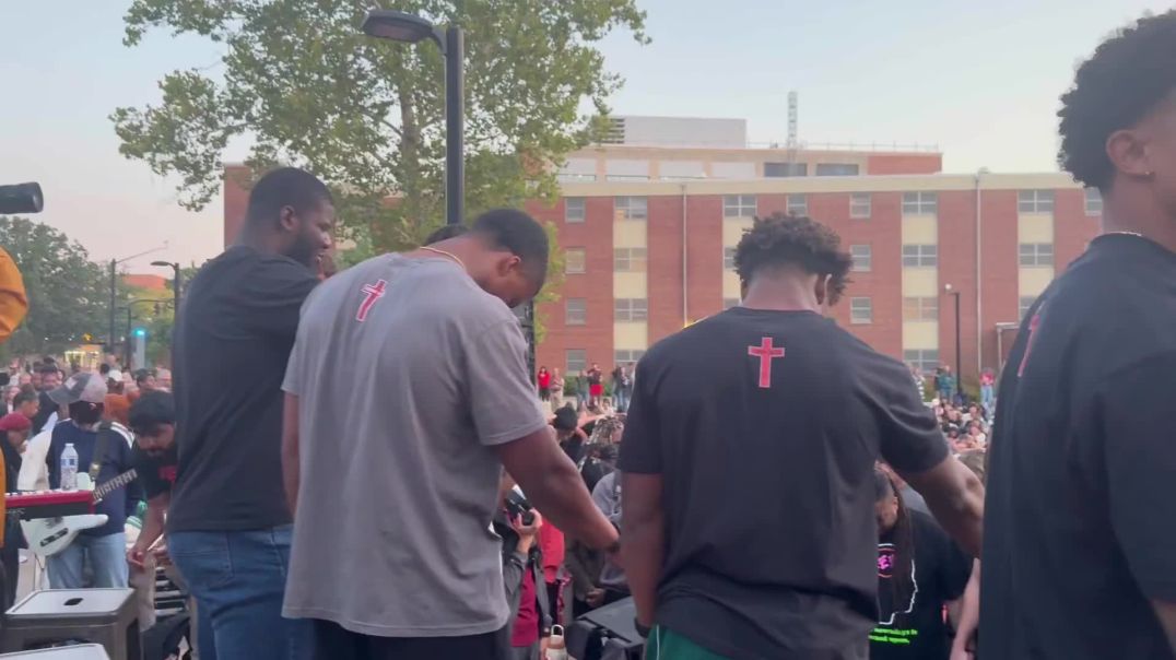 MUST WATCH: Members of the Ohio State football team are holding their second Fall Kickoff “An invitation to Jesus”.