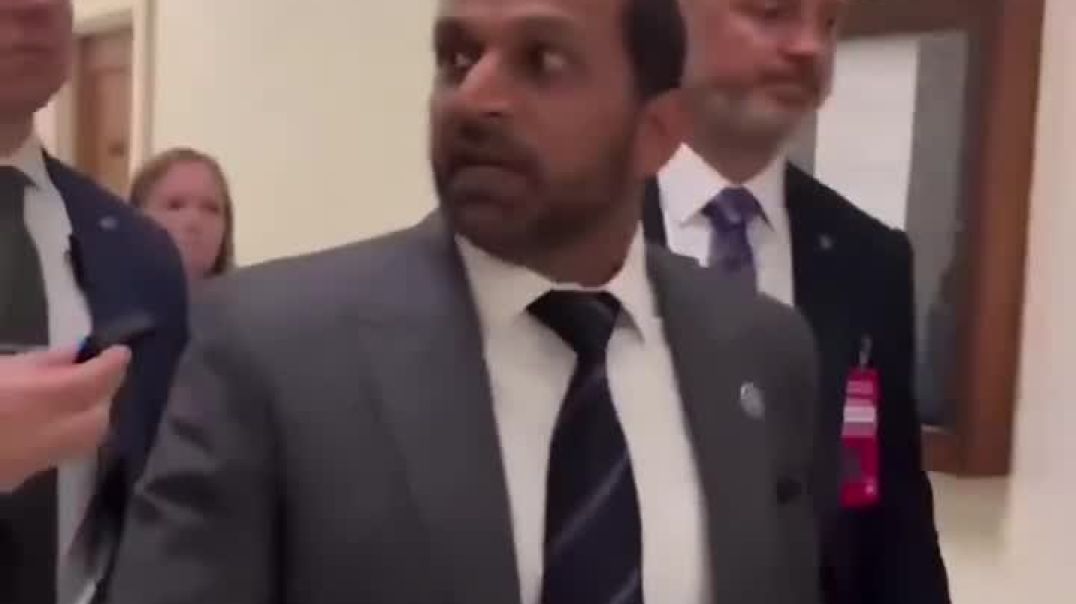 'Cuck for Israel' — Kash Patel heckled in public   An activist aggressively confronted FBI Director Kash Patel, accusing him of serving Israeli interests