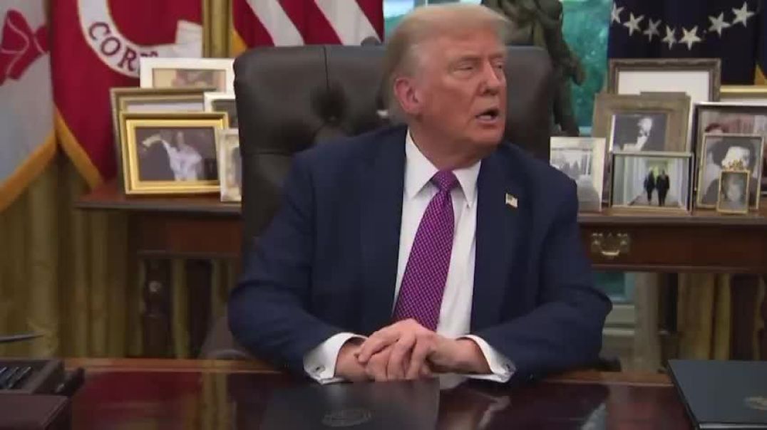 Omg. A reporter just told Trump that there’s a blue tent out front of the White House used by radical leftists and Trump turned to the Secret Service and told them to get rid of it.