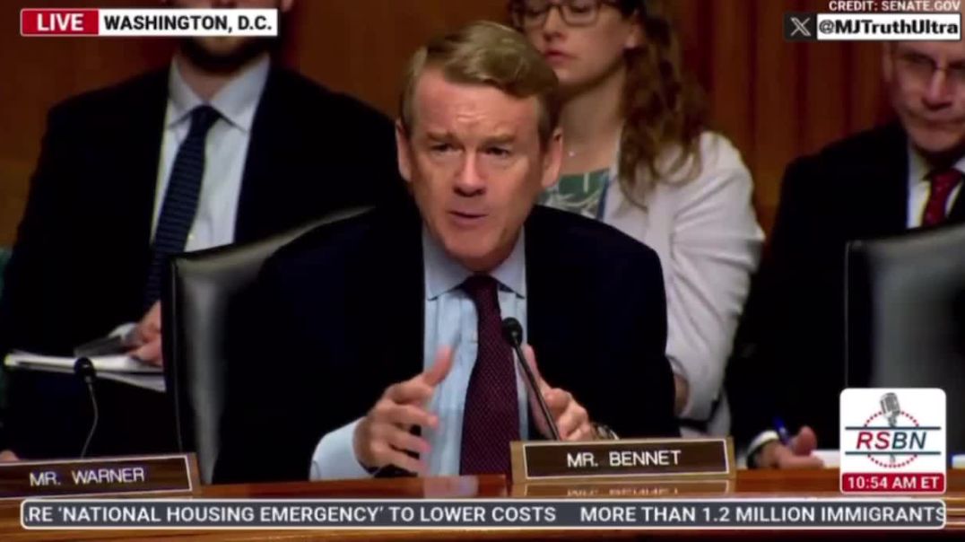 PANIC‼️  Bennet: Are you aware Robert Malone stated the mRNA Covid Vaccines cause AIDS?  RFK JR: He created the mRNA Technology…   Bennet quickly interrupted him and continued to interrupt him…