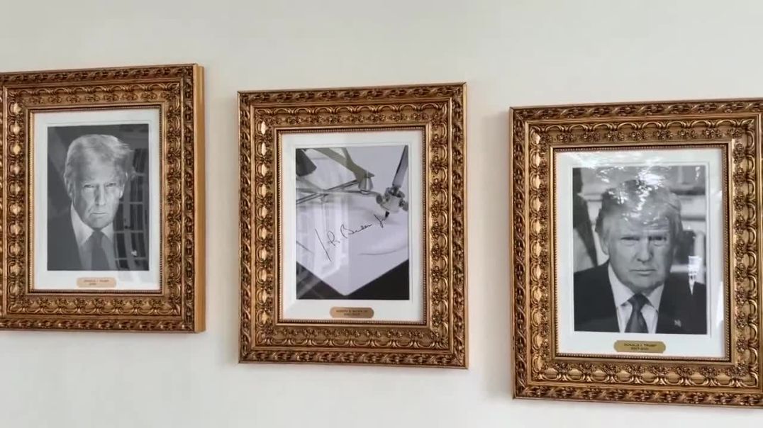 President Trump made some decorative changes at the White House.  Tell me when you spot it. 🤣