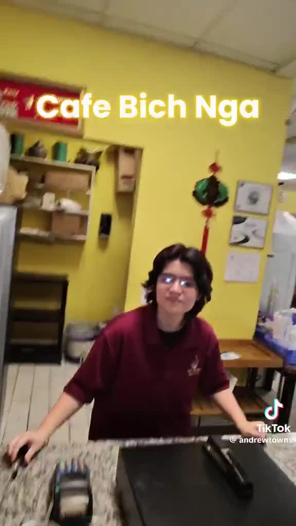 Bro went to Bich nga cafe in Tampa Bay, Florida to try their food for the first time