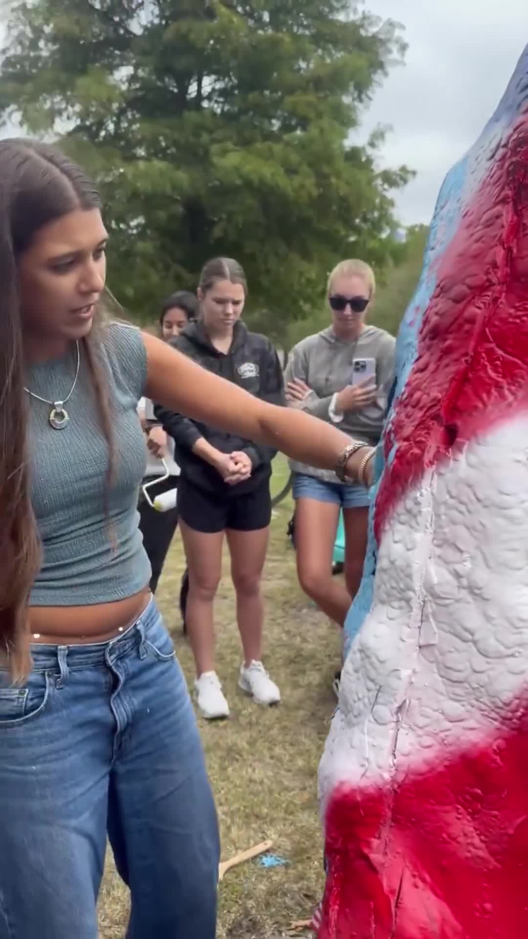 A UNC Wilmington student defaced a mural honoring Charlie Kirk — laughing that her Chapel Hill friends would be “proud.” Pure hatred on display