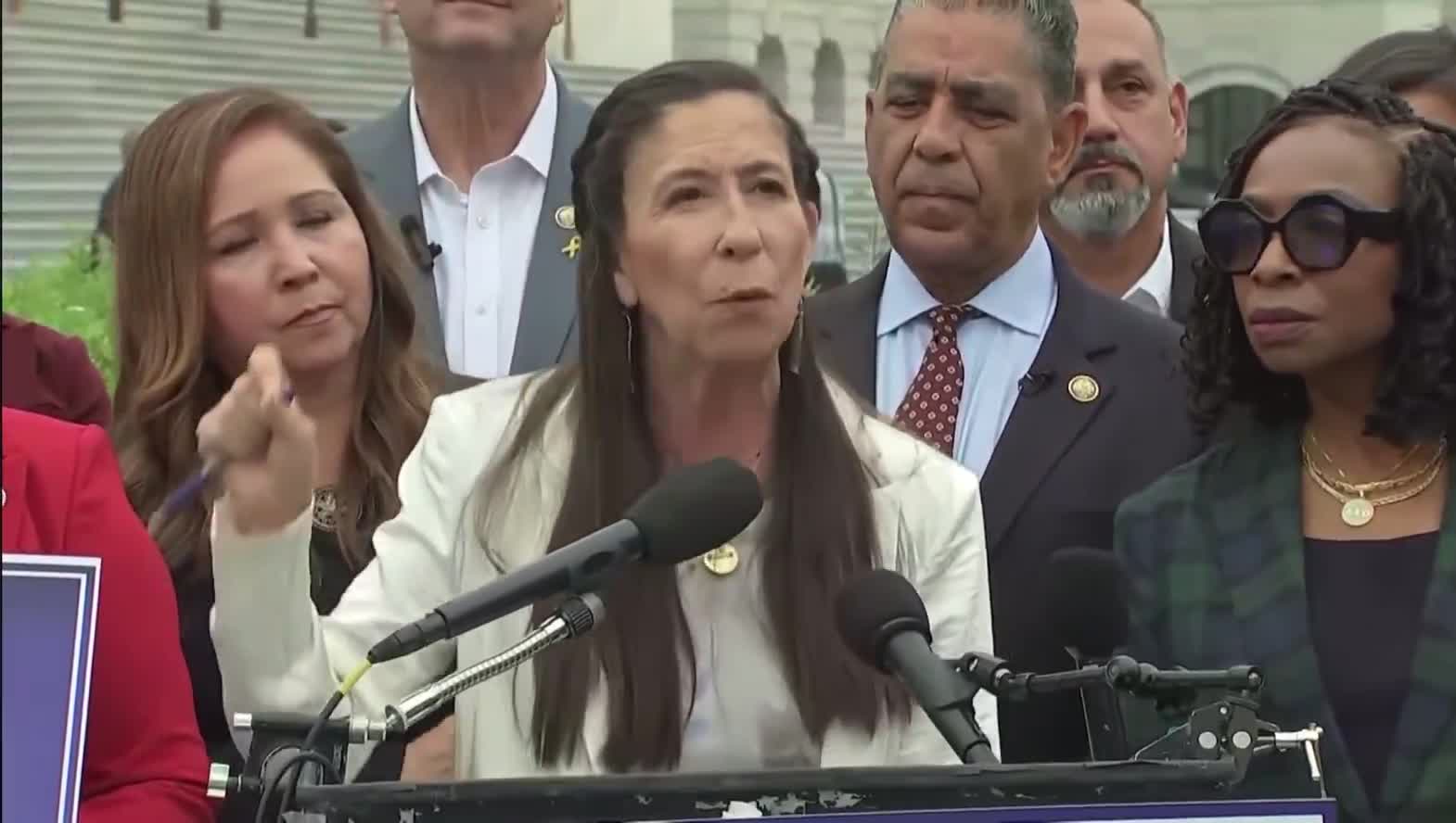 The left is having a meltdown once again