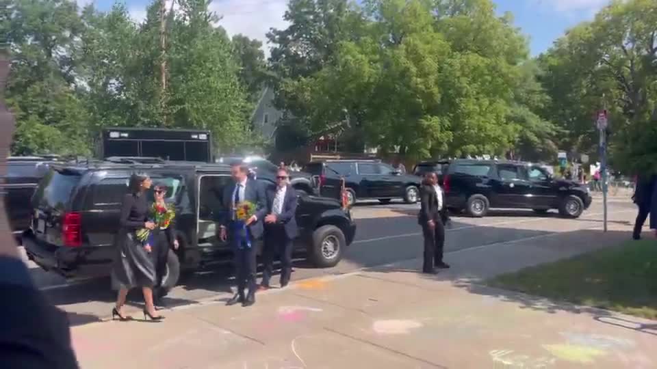 JUST IN: Vice President JD Vance and Second Lady Usha Vance have just arrived at Annunciation Catholic Church in Minneapolis to mourn the victims of last week’s school shooting.  Video: @M...