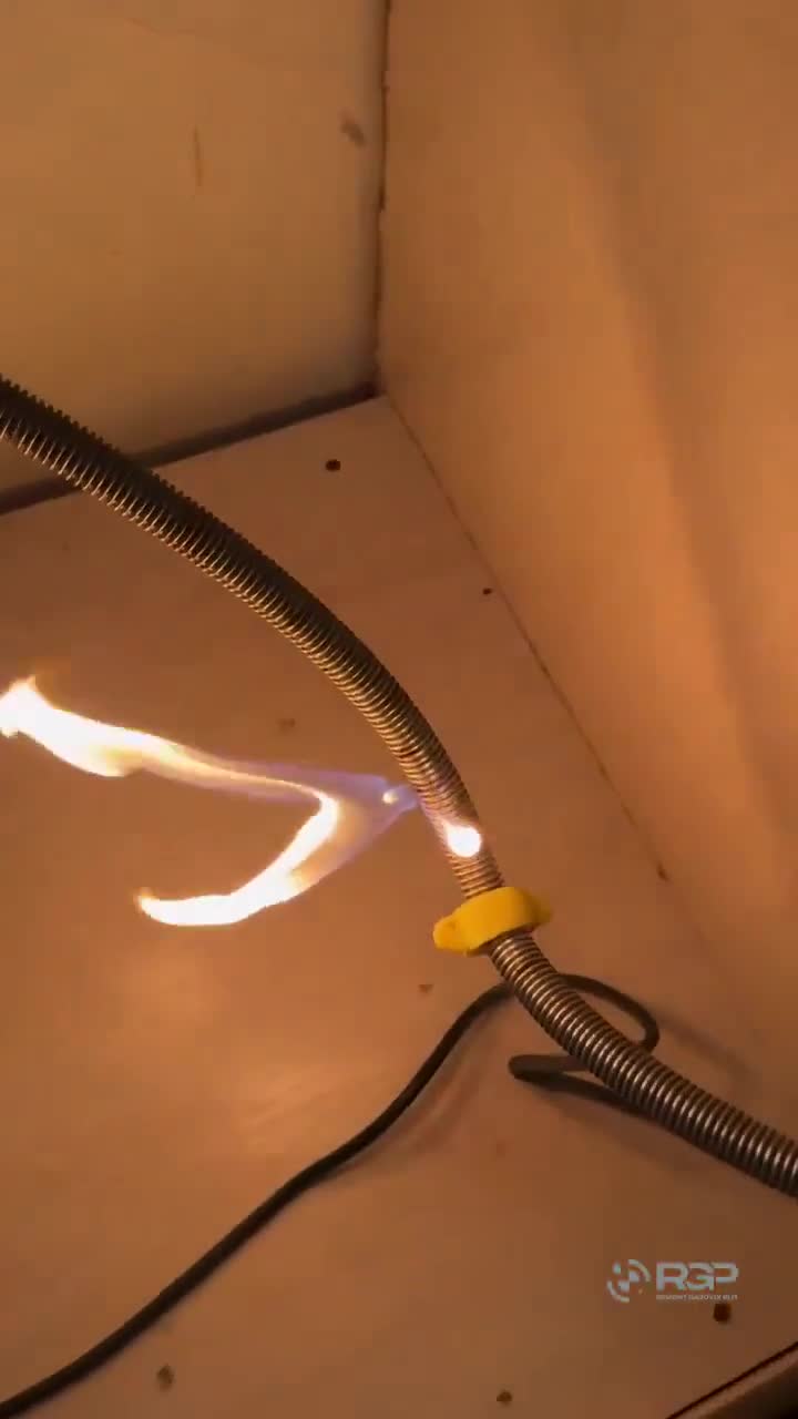 checking for a gas leak like this is pure insanity