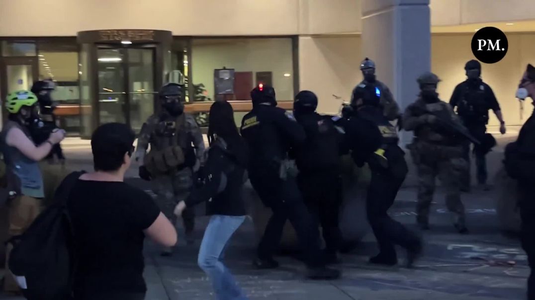 FGREAT NEWS: Federal agents MOVED IN and ARRESTED Antifa who were surrounding a federal building to “protest” ICE in Eugene, Oregon.