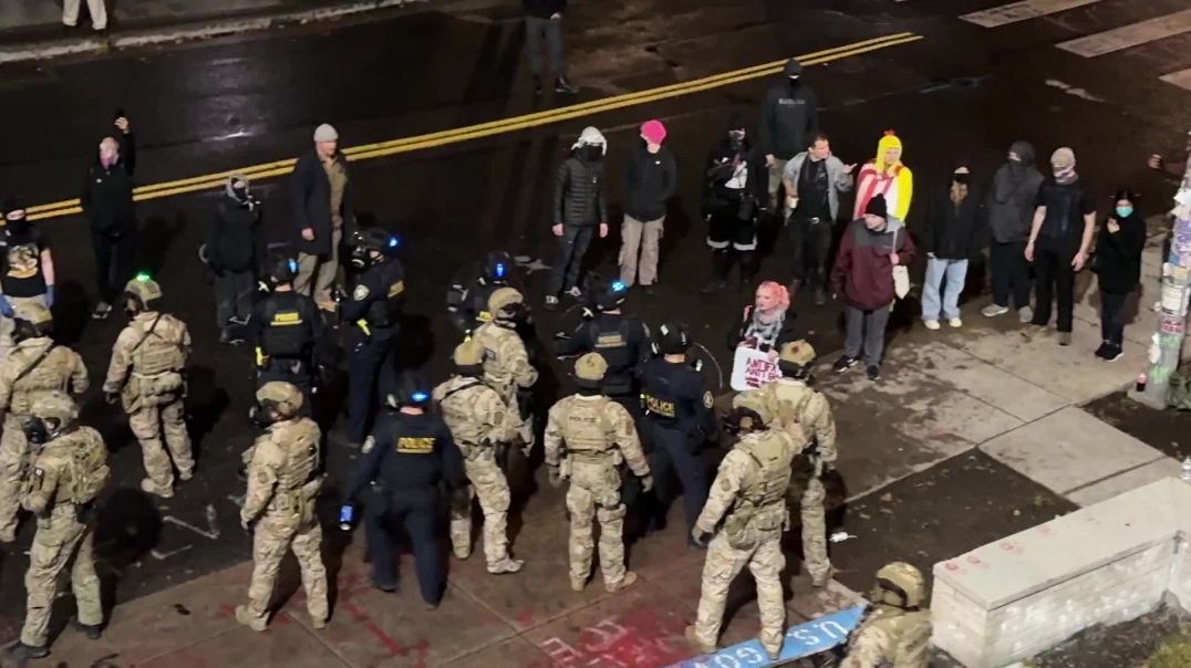 This is what I voted for.  PORTLAND: Federal agents are picking Antifa up and HAULING them away!  FAFO!!  LFG!