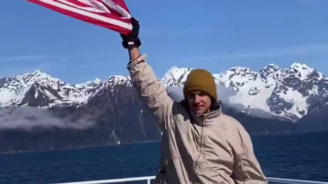 Immigrant from Australia is more American than every single liberal in this country.. THIS is the way!!🔥🔥