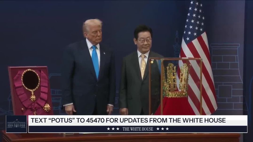 BREAKING тАУ The South Korean President heard about тАЬNo KingsтАЭ and gifted Trump a massive gold crown.