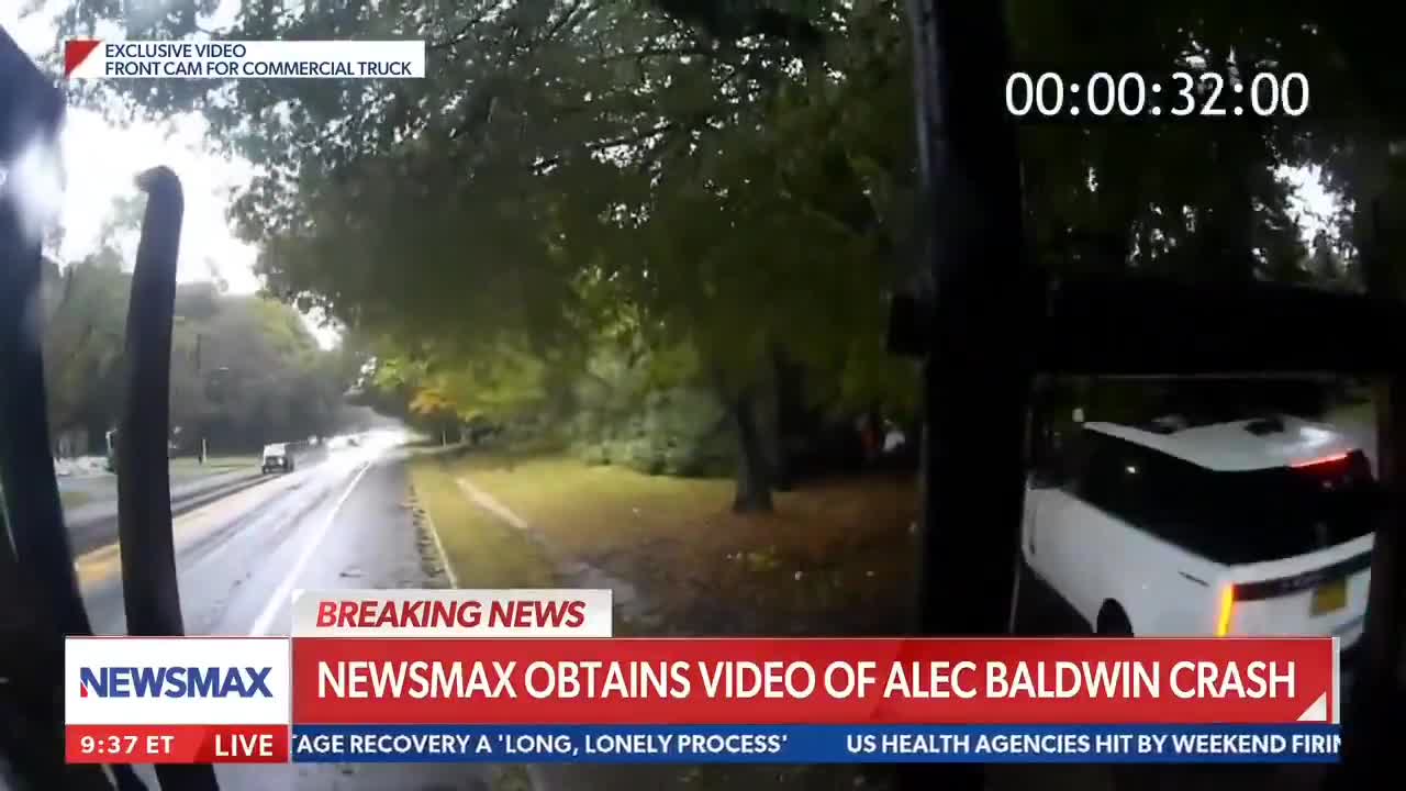 The moment Alex Baldwin just crashed into a Tree & then lied about the sequence of events.