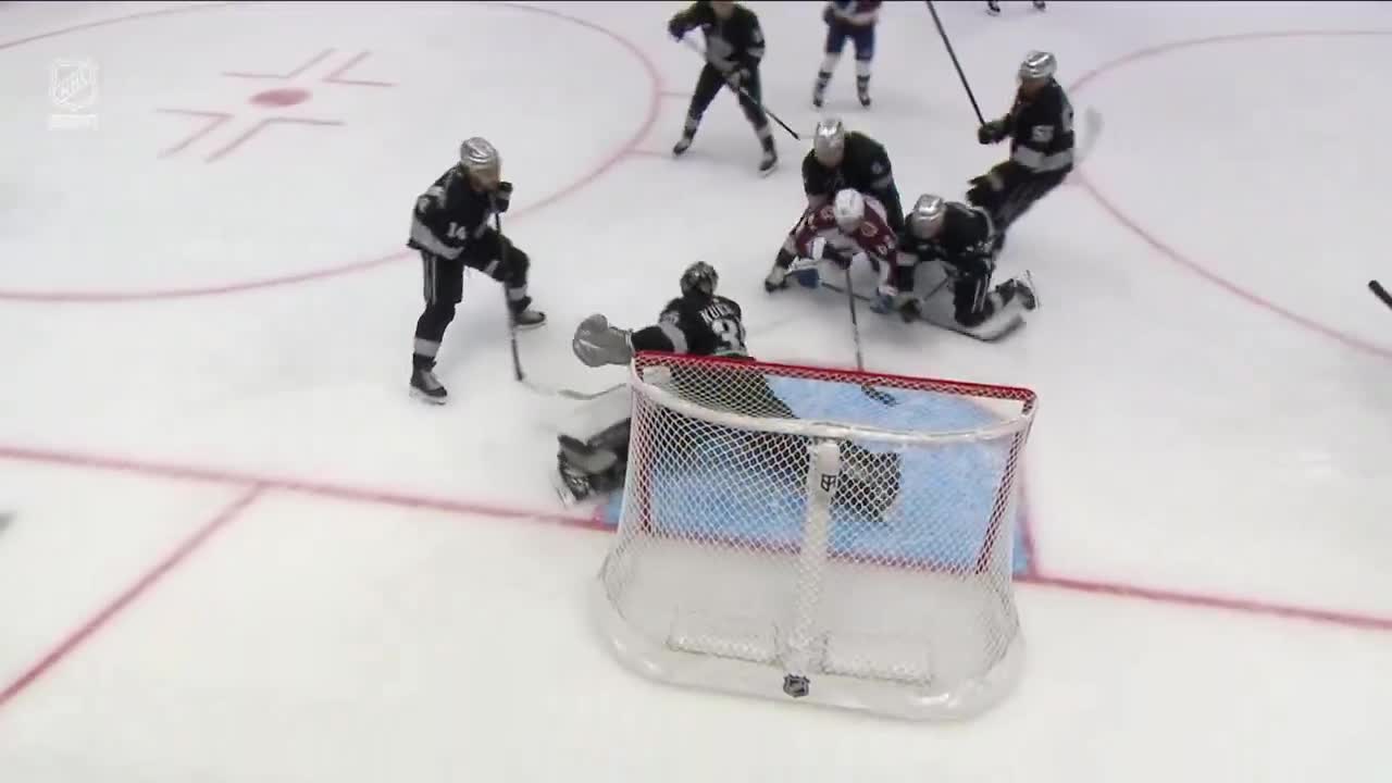 CALE MAKAR MAKING THINGS HAPPEN, PER USUAL 🔥  Colorado is up 3-0 in LA 👀