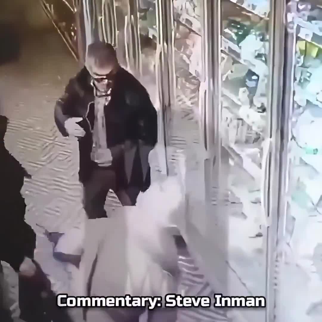 A deranged violent drunk attacks a child and catches hands from the father.