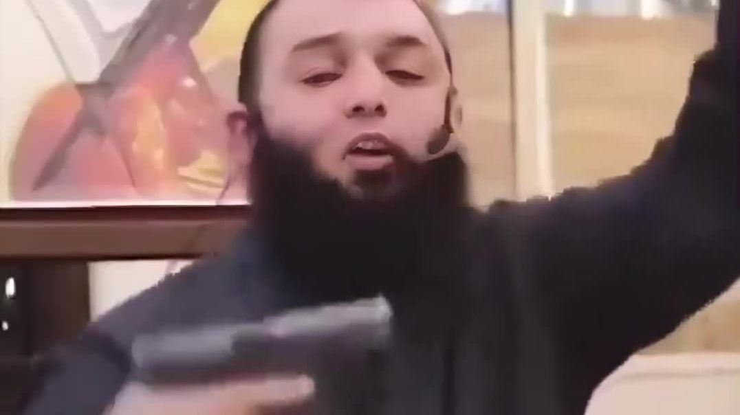 Muslim leader waives his gun inside a mosque and proudly proclaims ‘There is no better way to worship Allah than by killing an infidel’