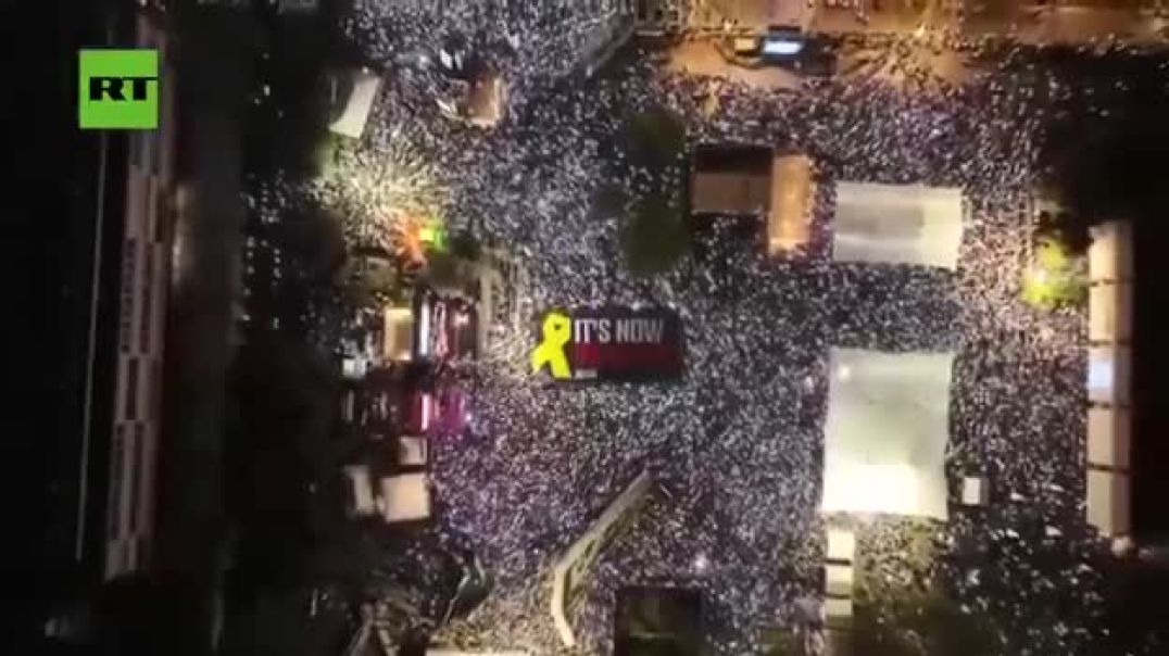 WOW! A MASSIVE protest in Tel Aviv urging Netyanahu to take the Peace Deal…   It’s now or NEVER!