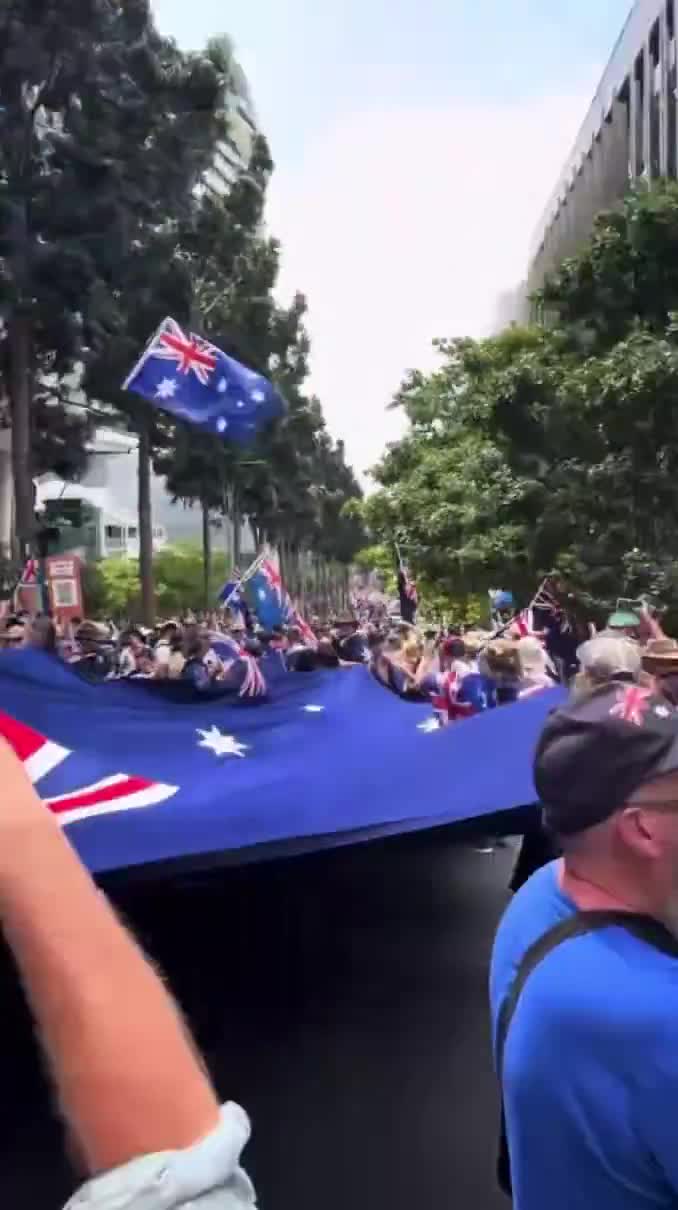 March for Australia rally in Brisbane Australia first 🇦🇺