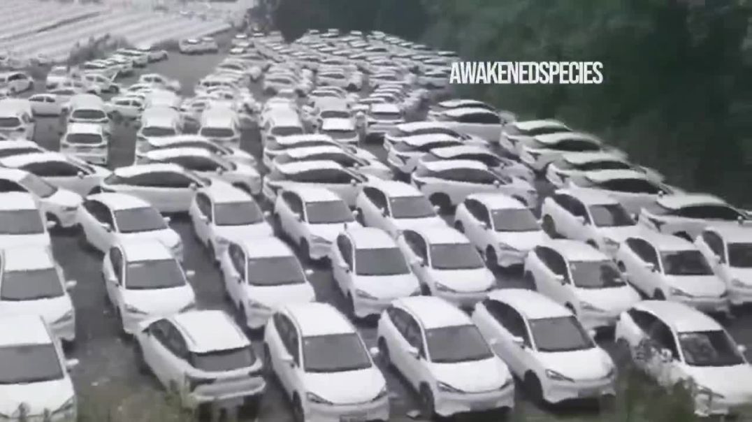 China is throwing away fields of electric cars and EV bicycles due to an absence of viable recycling methods.. but no worries, maybe in a couple hundred thousand years mankind will be able to mine lit