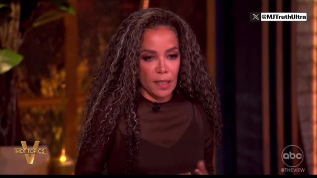 Sunny Hostin in full meltdown mode says Democrats betrayed Americans, and she’s calling for Chuck Schumer to Replaced 🤣