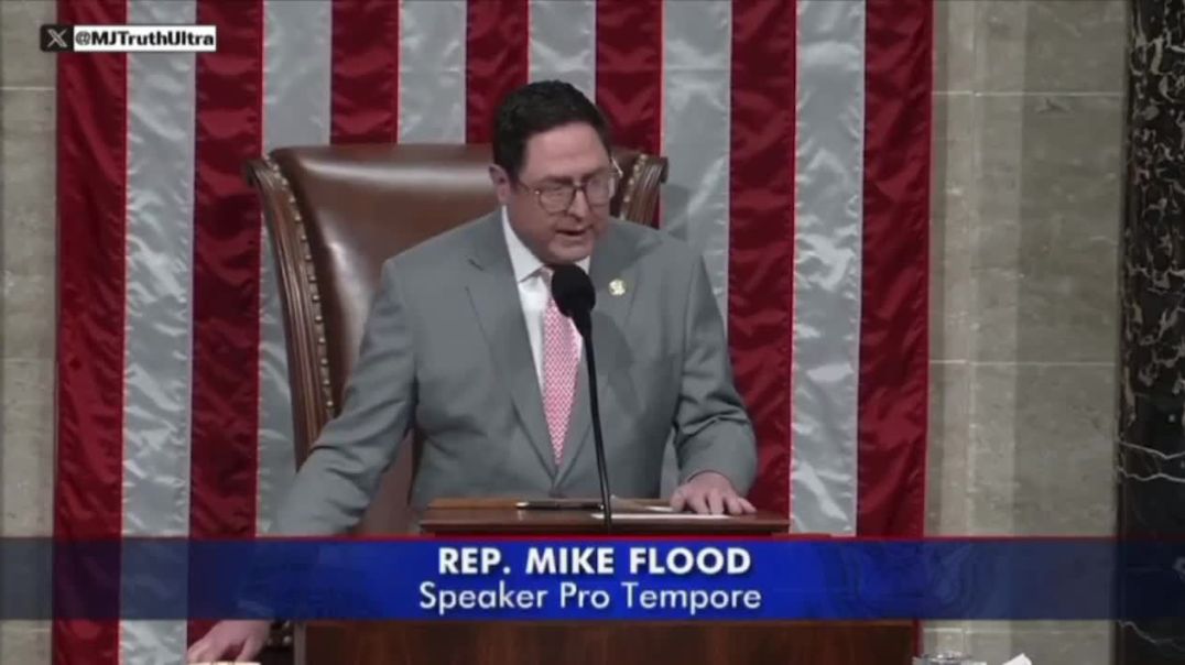 Congress just passed the bill mandating the release of the Epstein files  Now it goes to the senate. Dun dun dunnnnnn