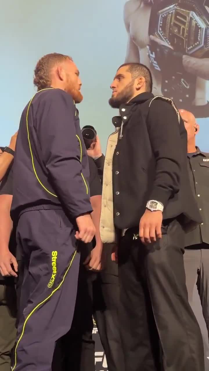 Islam Makhachev and JDM wanted a second faceoff 👀   Stream #UFC322 this Saturday at 10 PM ET on the ESPN App 🍿