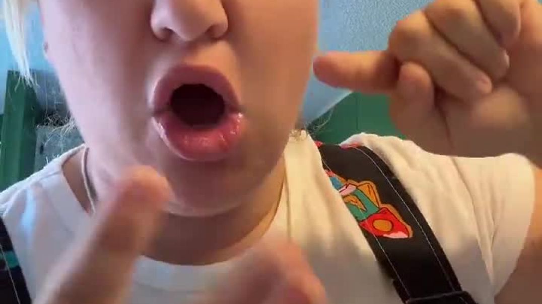 Woman explains what she plans to do now that her November EBT benefits have come in:  "We're gonna get everything organic ... all the chips, all the rice krispees, all the fruit bars, luxury