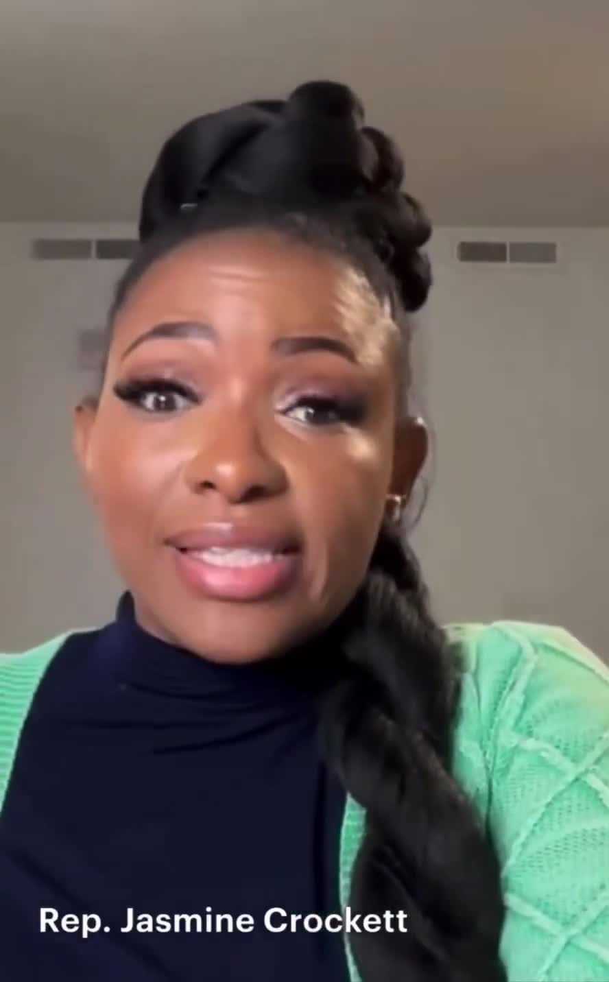 Jasmine Crockett: It is racist to be mad that Rep. Plaskett was texting Jeffrey Epstein