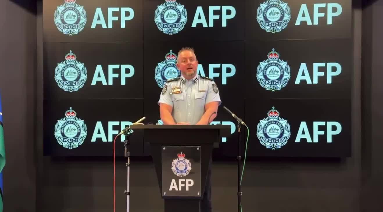 Australian Federal Police arrests three men for allegedly harassing or threatening federal parliamentarians.  Matthew Gale: “There is no place for hate or violence in our communities, and ...