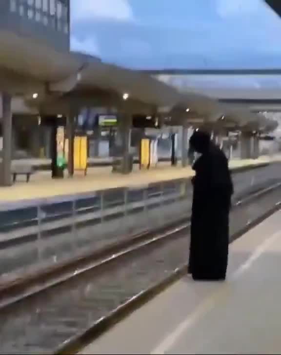Meanwhile Islam in Norway is working out well.   She’s became so angry that her train was late that she needed to get on the Tracks & contact Allah about it by throwing a fit..