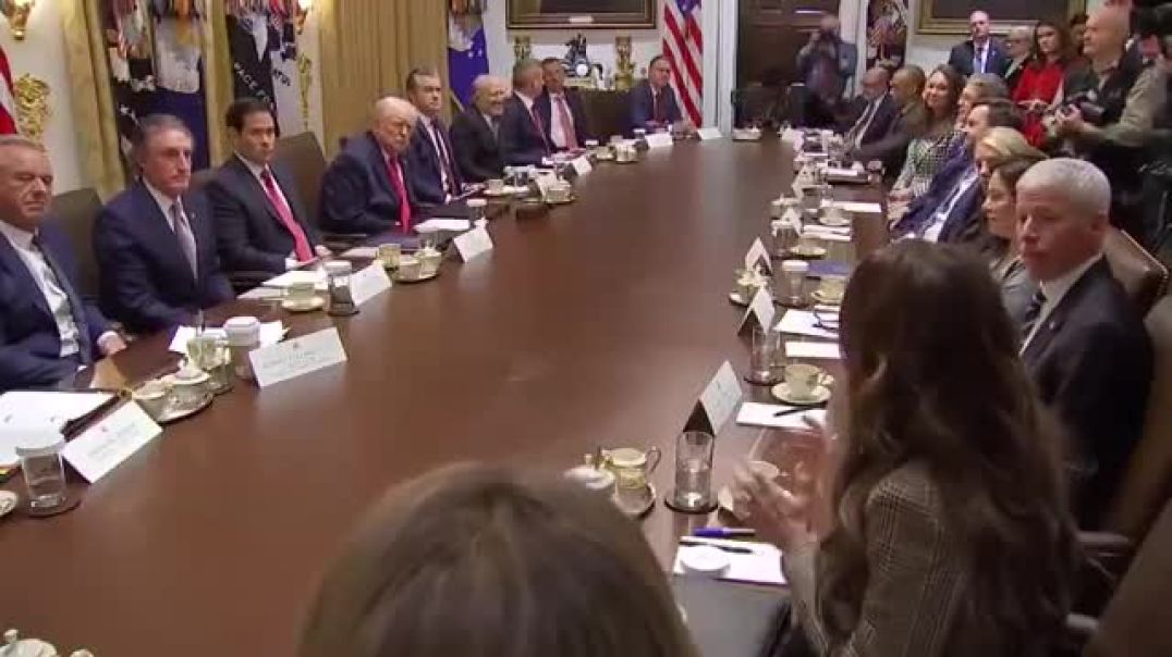 Secretary Kristi Noem: "You told me to look into Minnesota and their fraud on visas and their programs. 50% of them are fraudulent, which means that that wacko Governor Tim Walz either is an idio