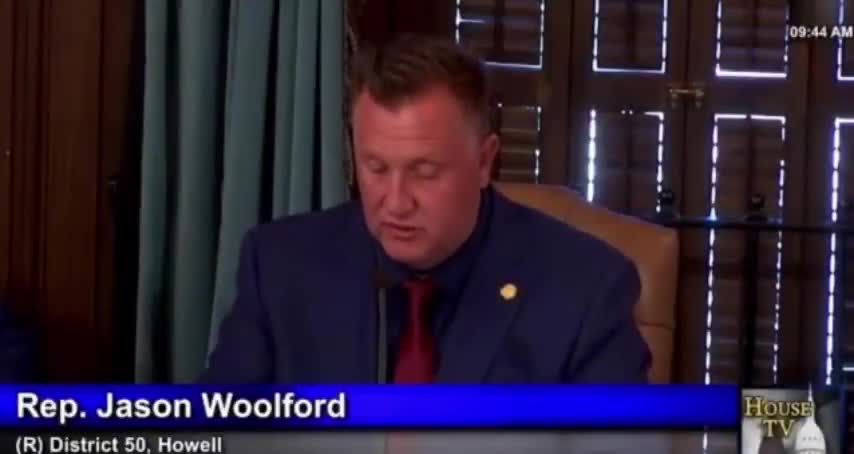 This is how easy it is for non citizens to vote in Michigan   All they have to do is check a box that they’re eligible to vote. No proof or documentation required that they’re citizens. ...