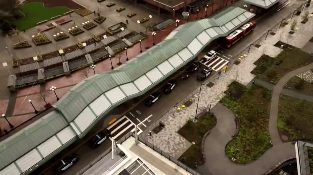 BREAKING: A man named Mohamed Bangura has STABBED a police officer in Washington State, luring them in with a false 911 call.  “MOHAMED.”