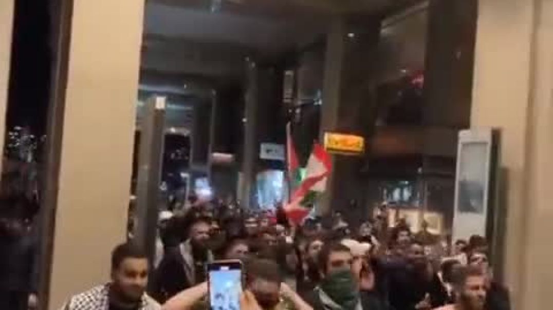 TERRIFYING: "Allahu Akbar!" in Sydney, Australia.