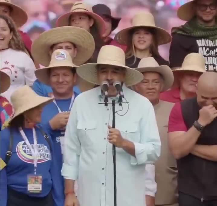 Maduro responds to Trump seizing his oil by singing 