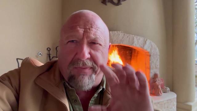 Video evidence proves the ICE shooting of Alex Pretti during anti iCE riots in Minneapolis, Minnesota today was justified. Meanwhile, crazed Antifa rioters are now literally biting the fingers off of ice agents..