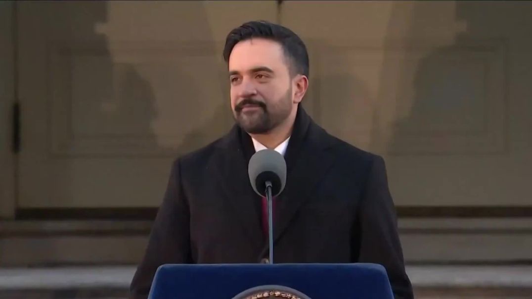 Socialism has failed every time it’s tried throughout history. Incoming disaster.  🚨BREAKING: Zohran Mamdani was just sworn in as mayor. New York City is OFFICIALLY COOKED.
