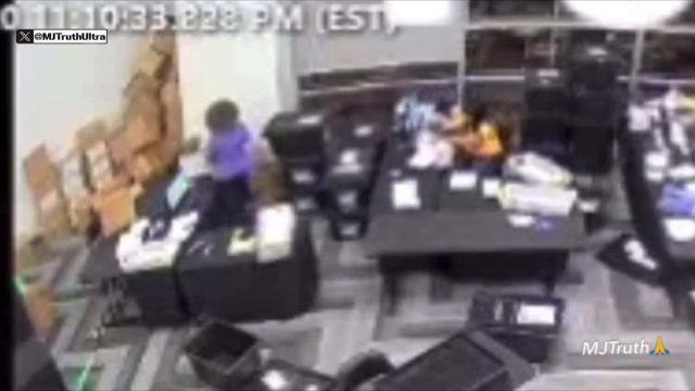 HOLEE SHIZZLES‼️   The FBI just raided the Fulton County Georgia Election Hub and Operation Center, GROUND ZERO for the 2020 Election Fraud