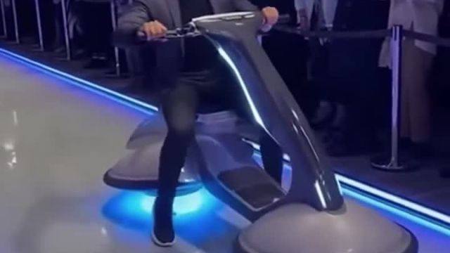 At the London EV Show, there was a moment of complete silence.  A futuristic hover bike silently lifted off the ground and floated freely thru the space.