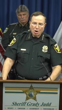 Meanwhile, in the free state of Florida, here on the Gulf of America. 👇