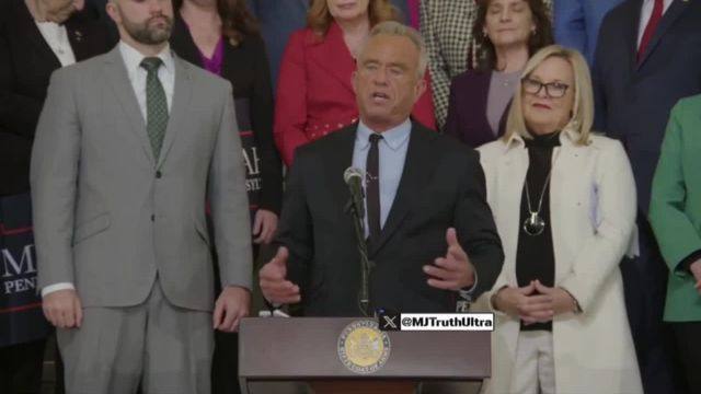 Part 2: RFK JR:  The dietary guidelines of the past were crafted to put Fruit Loops at the top of the Food Pyramid — “They poisoned an entire American Generation” but not anymore!