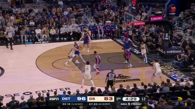 Steph hit Ausar with the 