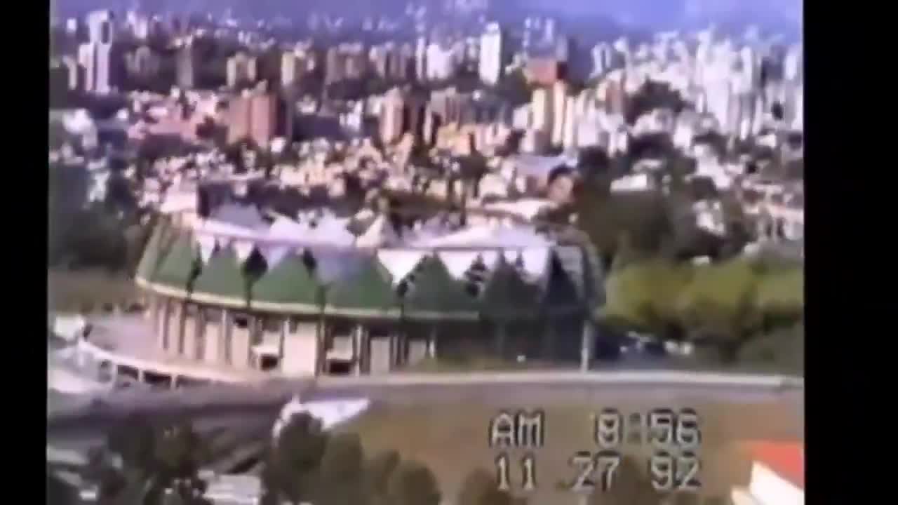 🇻🇪 REMINDER: CHÁVEZ'S 1992 COUP KILLED HUNDREDS IN VENEZUELA, MADURO IS HIS SUCCESSOR Maduro's inner circle is screaming bloody murder about the U.S. strike on Caracas. They're calling it a total barbarity, but this post flips the script hard: remember when Hugo Chávez himself