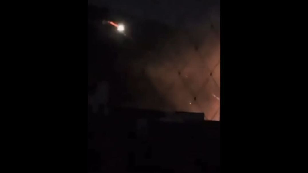 U.S. helicopters are POUNDING the Venezuelan military complex Fuerte Tiuna in Caracas