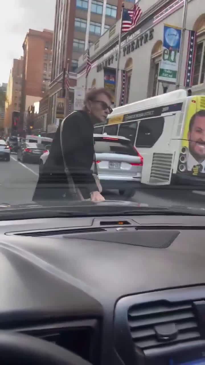 “did i hurt it??” she cooked him on low heat😭😭