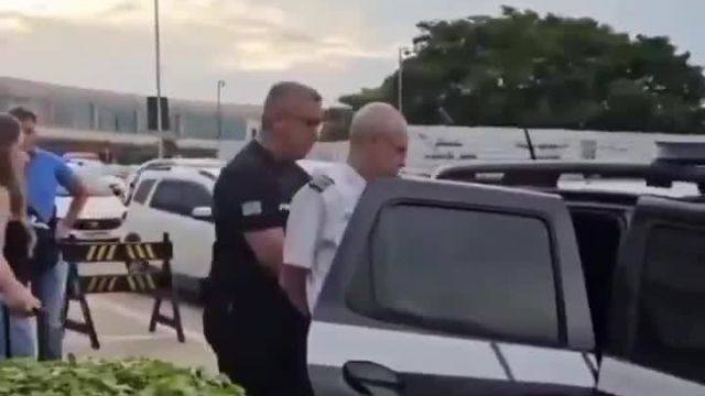 Crimes against children ...  Brazilian Pilot .. Sérgio Antônio Lopes .. who worked for LATAM Airlines was just arrested inside the cockpit moments before takeoff ...
