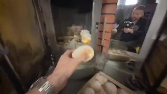 A man in 🇵🇱 Poland ditched firewood and heated his home by burning 133 donuts in his stove, claiming they deliver nearly the same energy output as wood pellets at a fraction of the cost. Is this peak inflation or the future of EU bitcoin mining? 😅