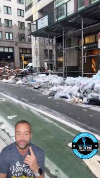 🇺🇸 Meanwhile in New York City “Where’s your shovel at Mamdani? It’s only been one month and this is the upper East Side” “Where’s the salt at? Look at this” The rapid inevitable decline of New York, under Muslim Communist Mayor is going to be absolutely fascinating to