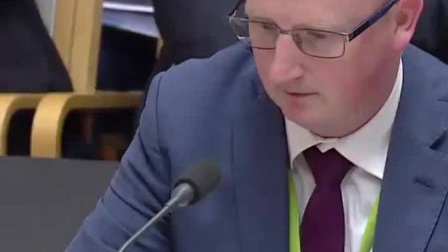 Australians pay more tax on beer than companies do on offshore natural gas exports, treasury has confirmed in response to a question from independent senator David Pocock.